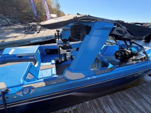 2025 Nautique S23
