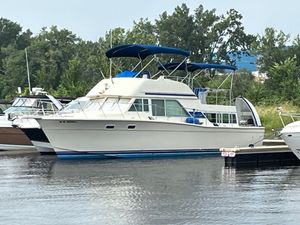 1979 Chris-Craft Corinthian 38 pi