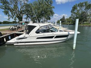 2017 Four Winns H350