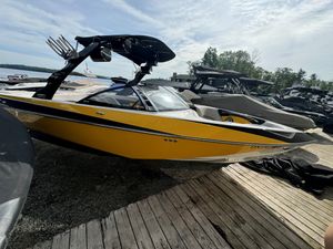 2009 Malibu 23 LSV