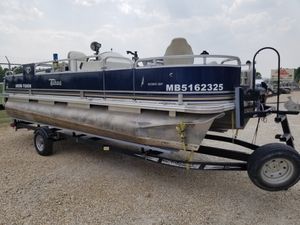 2014 Tahoe 2080 QF
