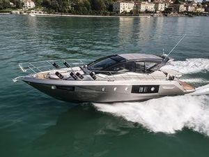 2026 Cranchi M44 HT
