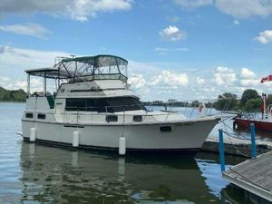 1987 Carver 3607