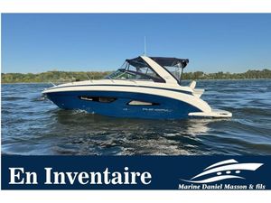 2023 Regal 33 EXPRESS CRUISER