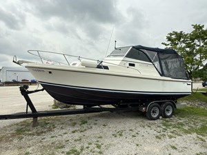 1988 Limestone 24 Express