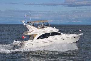2004 Meridian 381