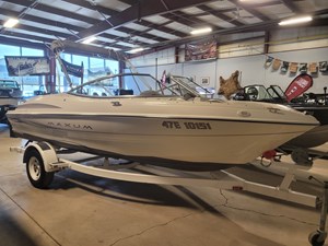 2000 Maxum 1800 FS