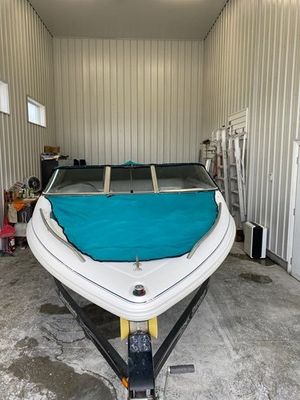2000 Larson 180/BR
