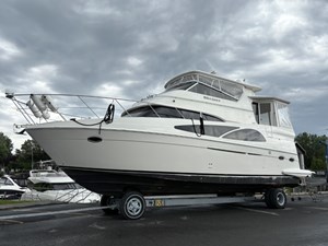 2009 CARVER 46 MOTOR YACHT