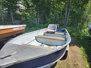 2001 Springbox 12 Utility