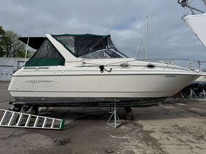 1999 Monterey 296