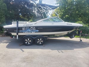 2009 Sea Ray 205 50th Annieversary Edition