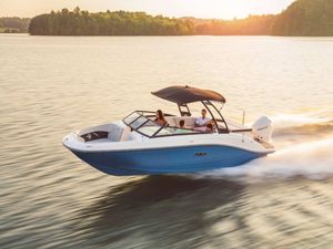 2026 Sea Ray SDO 230 Outboard