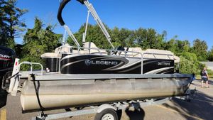 2021 Legend Splash Cottage EXT