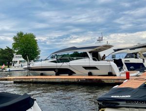 2018 Prestige 520s