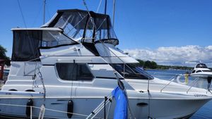 1998 Silverton 322 Aft
