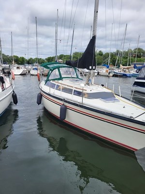 1982 Dufour Yachts Sloop