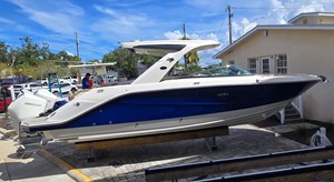 2021 Sea Ray SLX 310 Outboard