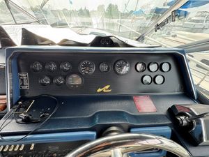 1989 Sea Ray 300 Sundancer for sale in Belleville, ON, photo 10