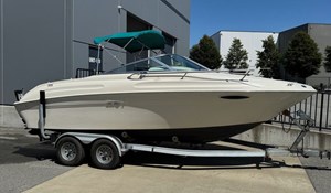 1999 Sea Ray 215 Express