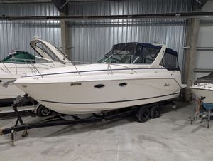 2003 Rinker Fiesta Vee 270