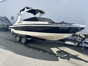 2009 Larson 238 LXI