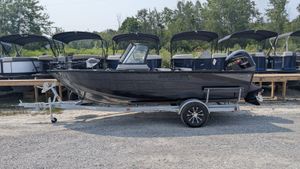 2025 Smoker Craft Adventure 178 DC Contour