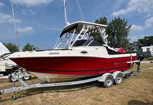 2017 Seaswirl Striper 230 DC