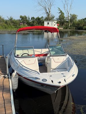 2008 Crownline LS 200