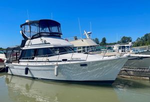 Bayliner 32 Motoryacht 1991