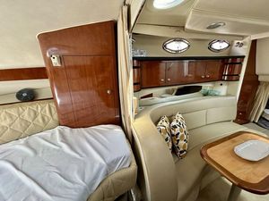 2006 Sea Ray 300 Sundancer for sale in Belleville, ON, photo 11