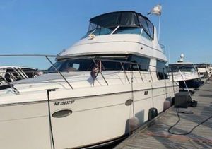 1999 Carver 450