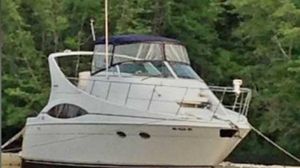 1998 Carver 350 Mariner