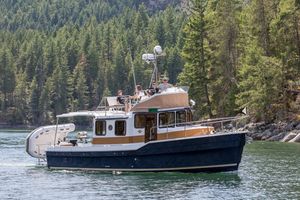 2027 Ranger Tugs R-31 CB