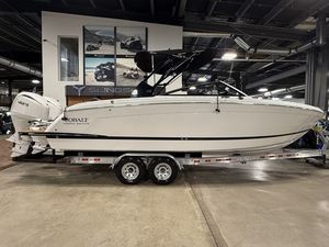 2026 Cobalt R8 Outboard