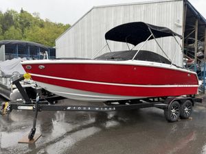 2025 Four Winns H2