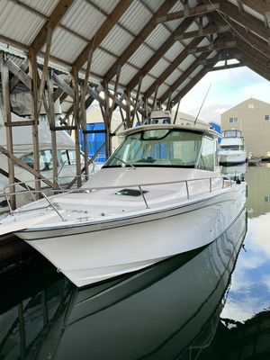 2013 Grady-White Express 330