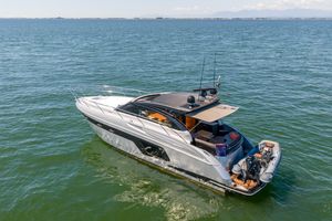 2015 Princess V48