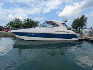 2007 Cruisers Yachts 520 Express