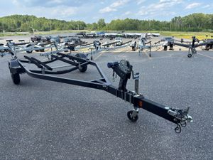 2022 Karavan LG-2450-74-ST-BT 18' Boat Trailer