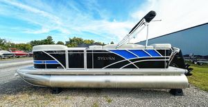 SYLVAN MIRAGE CRUISE 820 2026