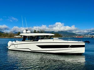 Wellcraft 38 Explorer 2025