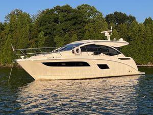 2016 Sea Ray 400 SUNDANCER