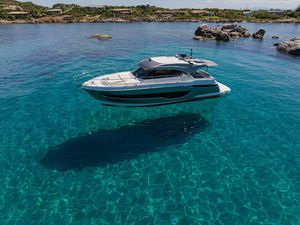 Riviera 4600 Sport Yacht Platinum Edition - Incoming Stock 2026