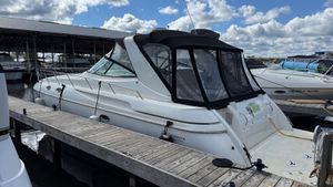 2000 Cruisers Yachts 3870