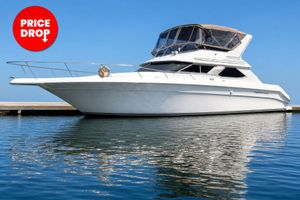 1995 Sea Ray 440 Express Bridge