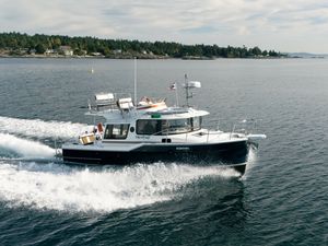 2017 Ranger Tugs R-29 CB