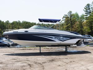 Rinker 246 Captiva 2011