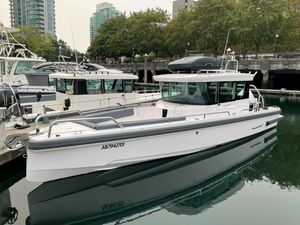 2021 Axopar 28 AFT CABIN