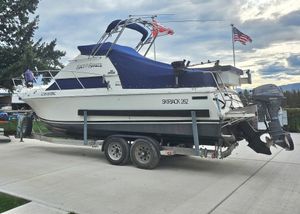 1997 Skipjack 262 Flybridge